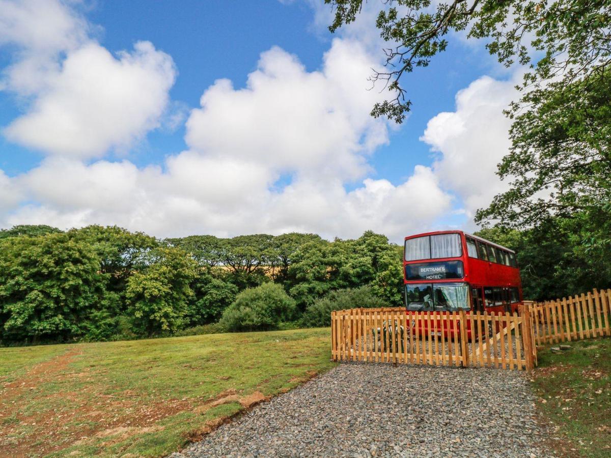 Fosfelle Glamping Hotel Hartland Exterior foto