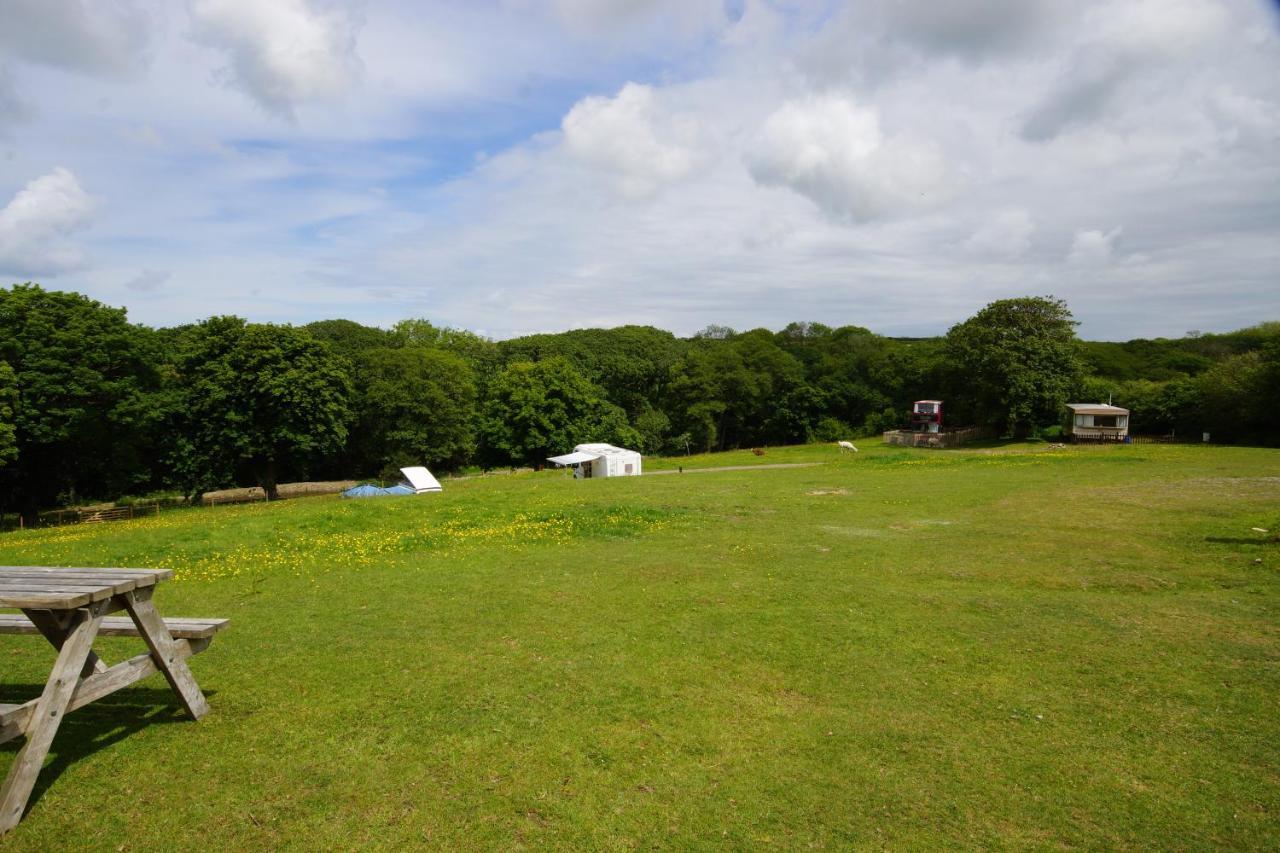 Fosfelle Glamping Hotel Hartland Exterior foto
